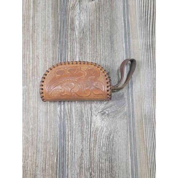 Vintage Leather Tooled Coin Purse, Laced Zipper Wallet - Picture 3 of 6